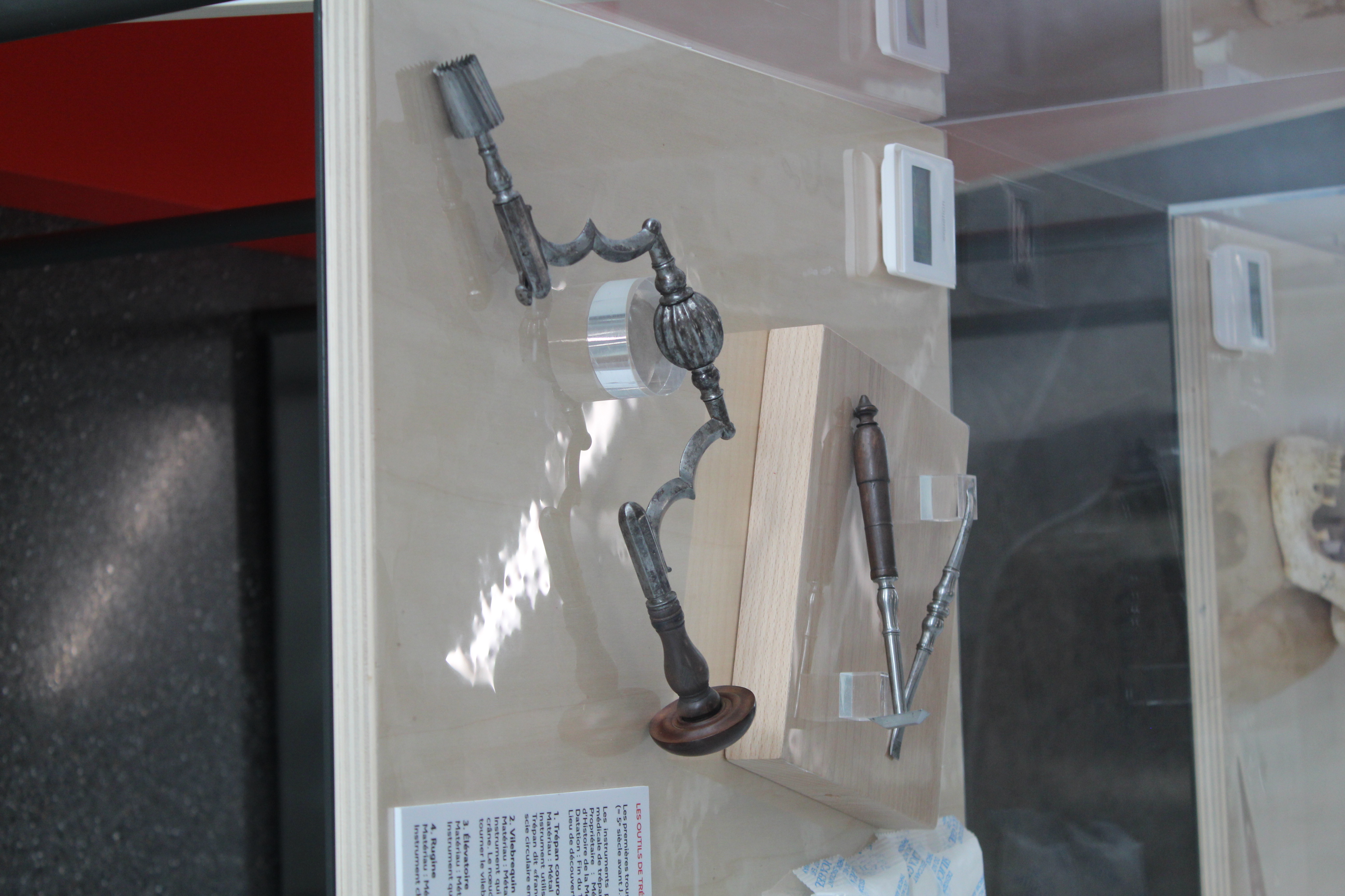Trépan couronné et vilebrequin. Musée Flaubert et d'Histoire de la médecine. ©DR